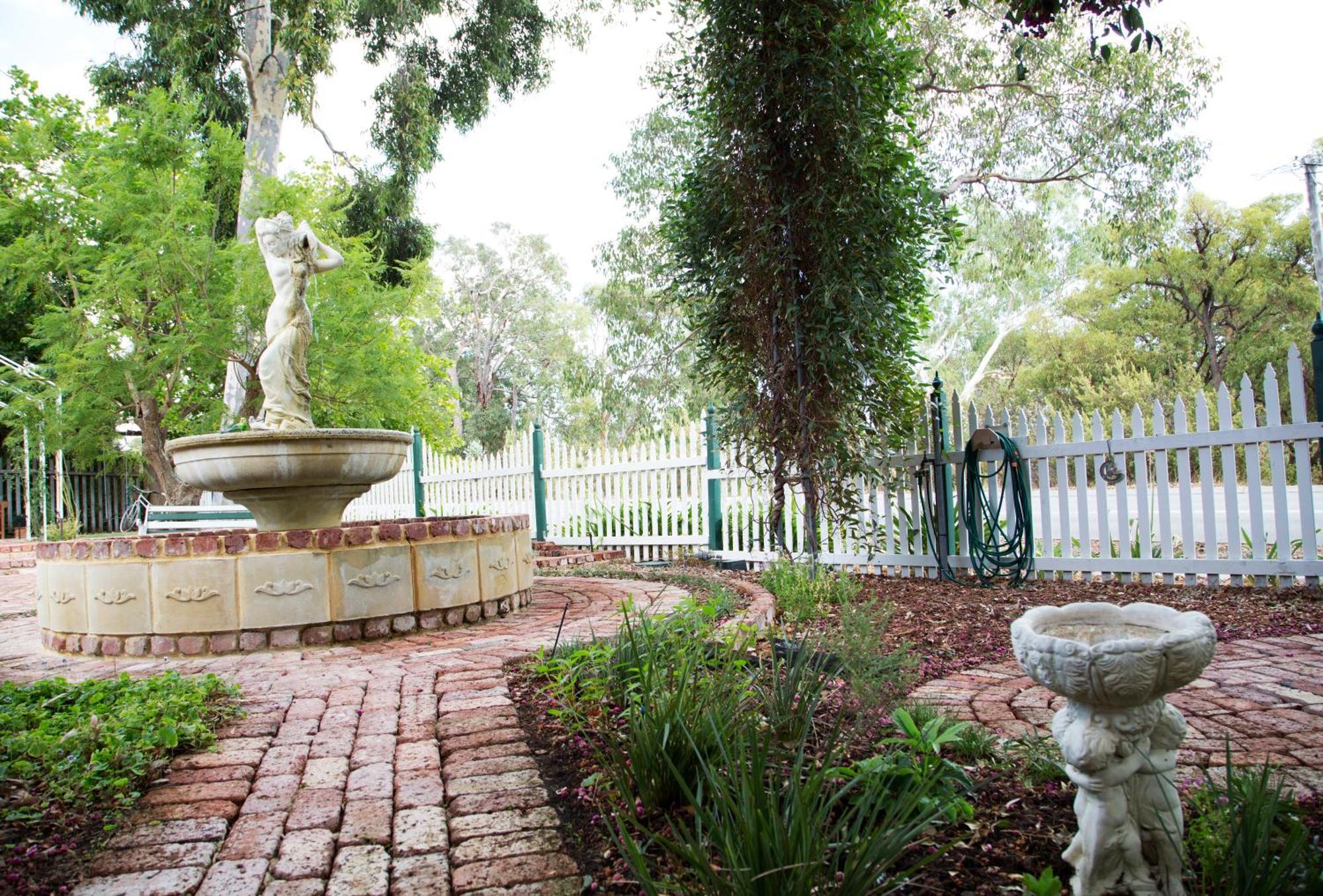 Rosebridge House Bed & Breakfast Adult Retreat Gooseberry Hill Eksteriør billede