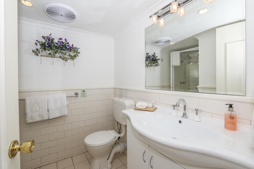 Rosebridge House Bed & Breakfast Adult Retreat Gooseberry Hill Eksteriør billede