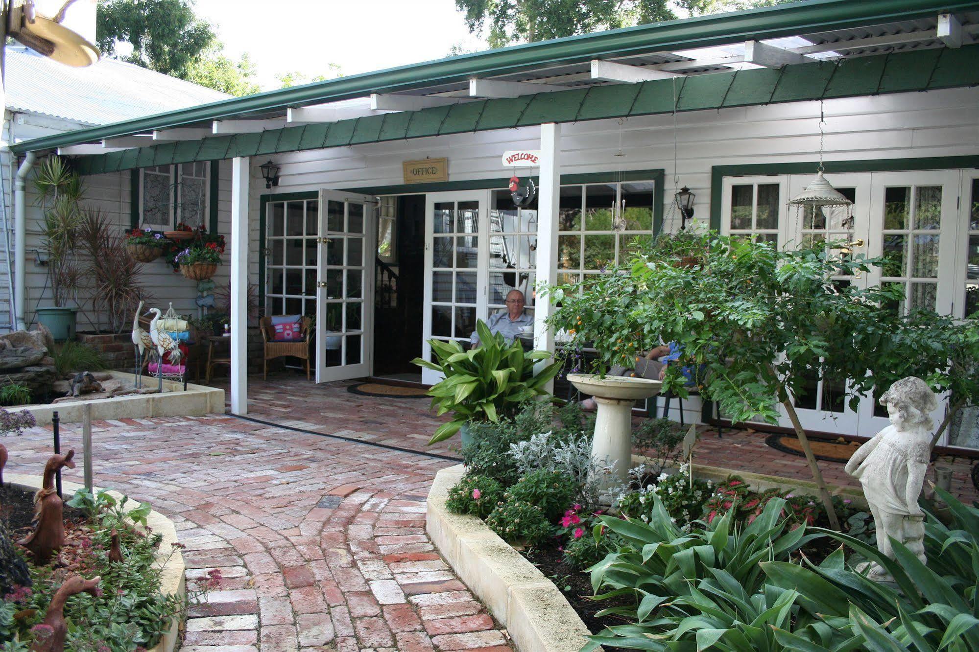 Rosebridge House Bed & Breakfast Adult Retreat Gooseberry Hill Eksteriør billede