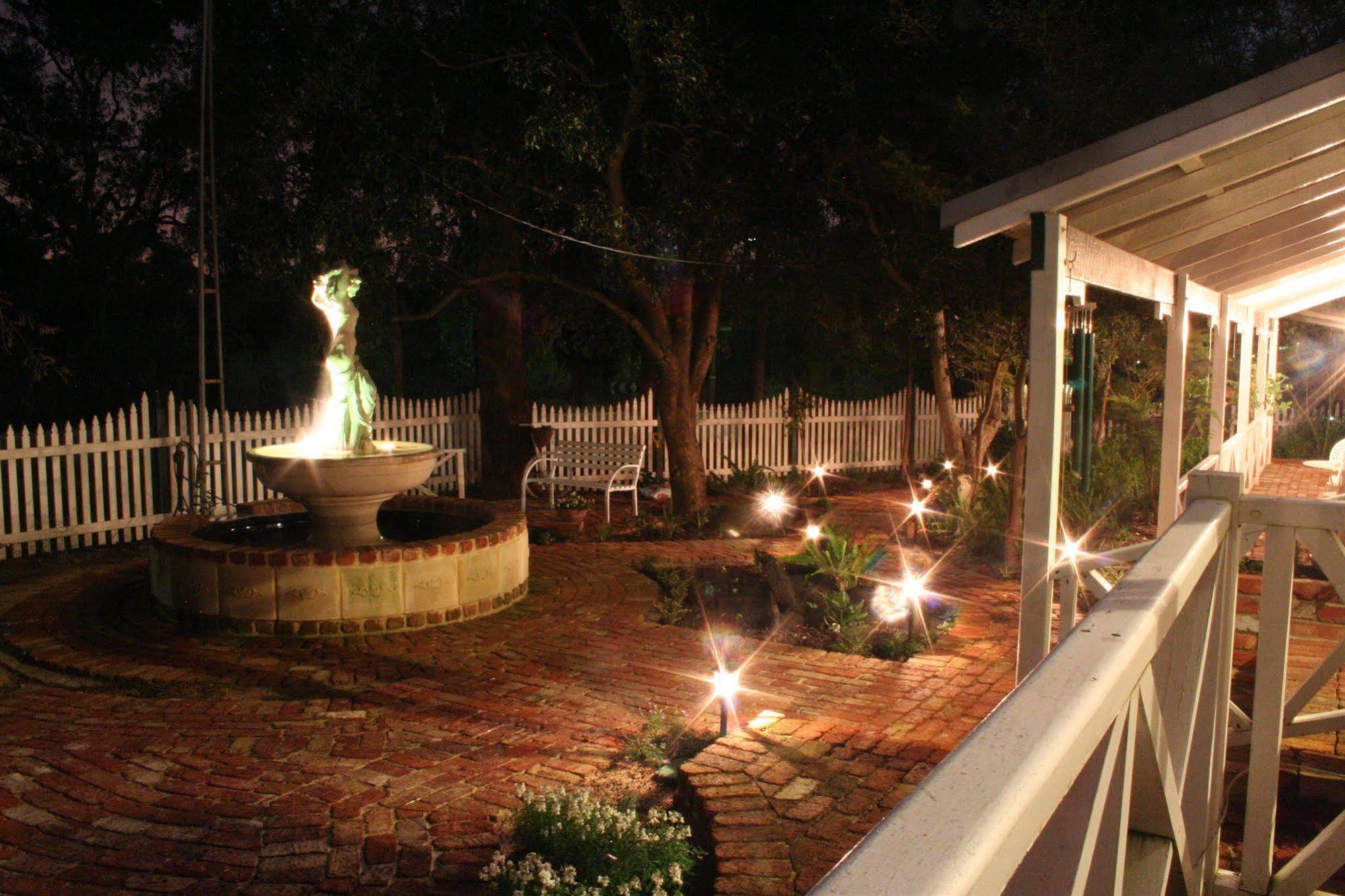 Rosebridge House Bed & Breakfast Adult Retreat Gooseberry Hill Eksteriør billede